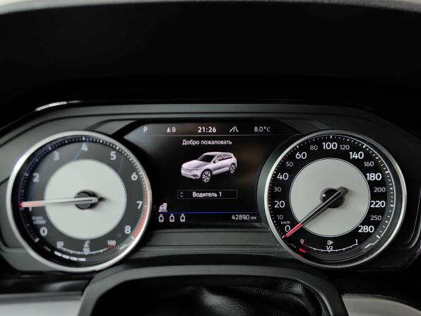 Volkswagen Touareg III с пробегом 2020 года, цена 5 300 000 рублей, 42887 км, внедорожник, Автокод Объявления