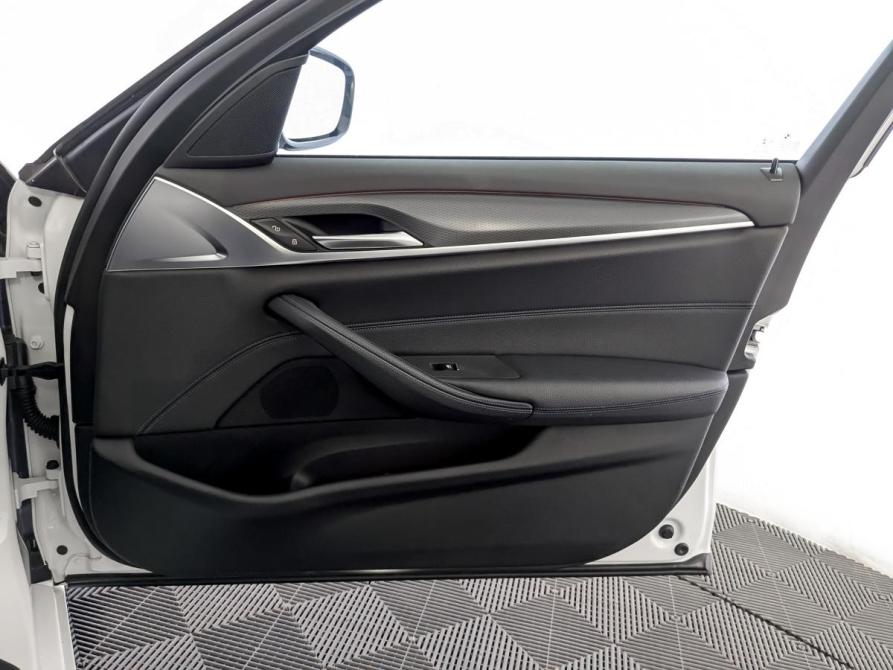 BMW 5 серии VII (G30/G31/G38) Рестайлинг Москва  - изображение 26