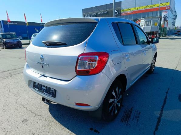 Renault Sandero II Рестайлинг с пробегом 2019 года, цена 1 184 995 рублей, 33000 км, хэтчбек, Автокод Объявления