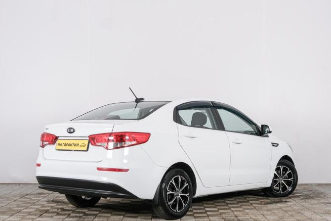 Kia Rio III Рестайлинг с пробегом 2017 года, цена 1 159 000 рублей, 88400 км, седан, Автокод Объявления