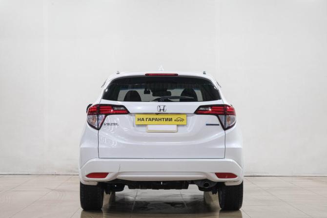Honda Vezel I с пробегом 2015 года, цена 1 499 000 рублей, 61000 км, внедорожник, Автокод Объявления