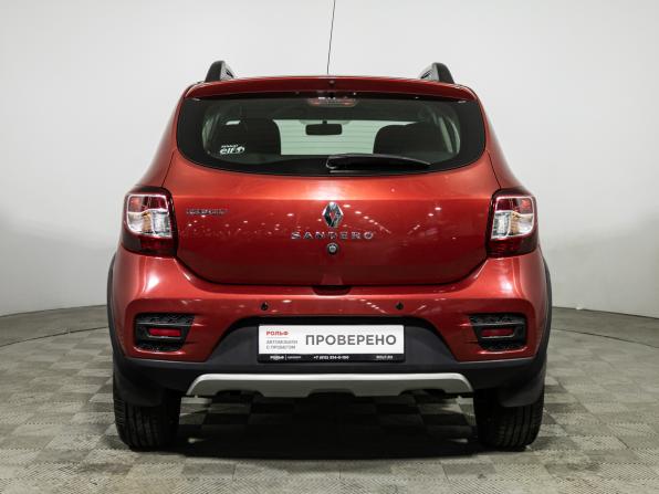 Renault Sandero II с пробегом 2017 года, цена 999 700 рублей, 108729 км, хэтчбек, Автокод Объявления