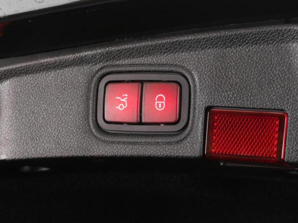 Mercedes-Benz C-Класс AMG IV (W205) Рестайлинг с пробегом 2020 года, цена 5 939 000 рублей, 28017 км, купе, Автокод Объявления