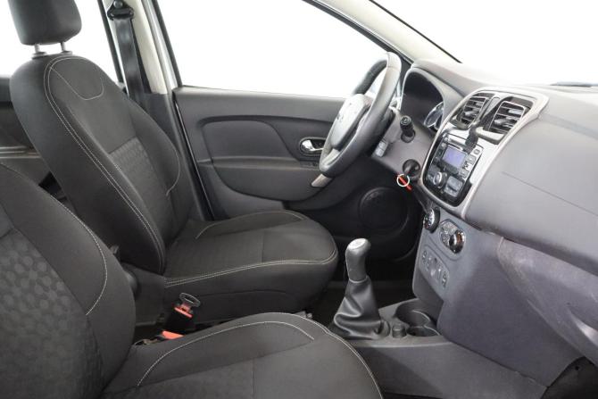 Renault Logan II с пробегом 2014 года, цена 469 000 рублей, 195000 км, седан, Автокод Объявления