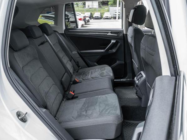 Volkswagen Tiguan II Рестайлинг с пробегом 2021 года, цена 3 099 000 рублей, 90364 км, внедорожник, Автокод Объявления