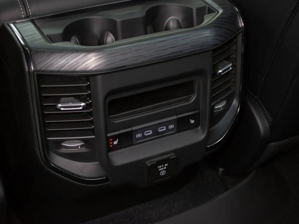 Ram 1500 V Рестайлинг с пробегом 2026 года, цена 10 499 000 рублей, 55 км, offers.body_type.unknown, Автокод Объявления