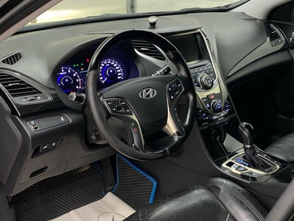 Hyundai Grandeur V с пробегом 2014 года, цена 1 520 000 рублей, 211193 км, седан, Автокод Объявления