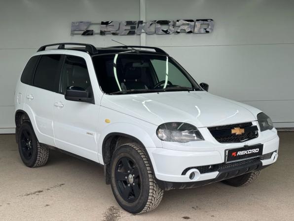Chevrolet Niva I Рестайлинг с пробегом 2016 года, цена 695 000 рублей, 150000 км, внедорожник, Автокод Объявления