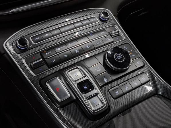 Hyundai Santa Fe IV Рестайлинг с пробегом 2021 года, цена 3 820 000 рублей, 46076 км, внедорожник, Автокод Объявления