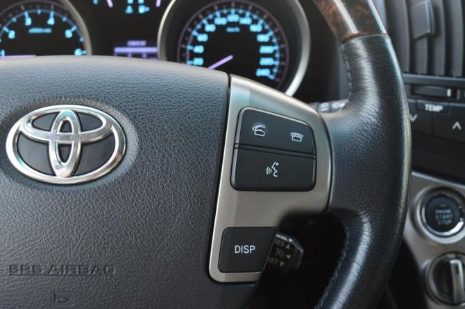 Toyota Land Cruiser 200 Series с пробегом 2011 года, цена 4 200 000 рублей, 135655 км, внедорожник, Автокод Объявления