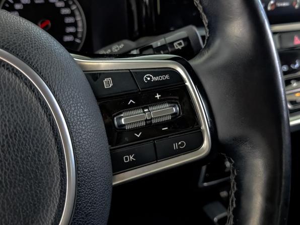 Kia Sorento IV с пробегом 2022 года, цена 3 795 000 рублей, 93150 км, внедорожник, Автокод Объявления