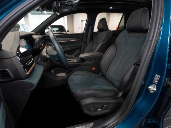 Geely Monjaro I с пробегом 2023 года, цена 3 070 000 рублей, 58127 км, внедорожник, Автокод Объявления