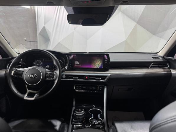 Kia K5 III с пробегом 2021 года, цена 2 350 000 рублей, 117500 км, седан, Автокод Объявления