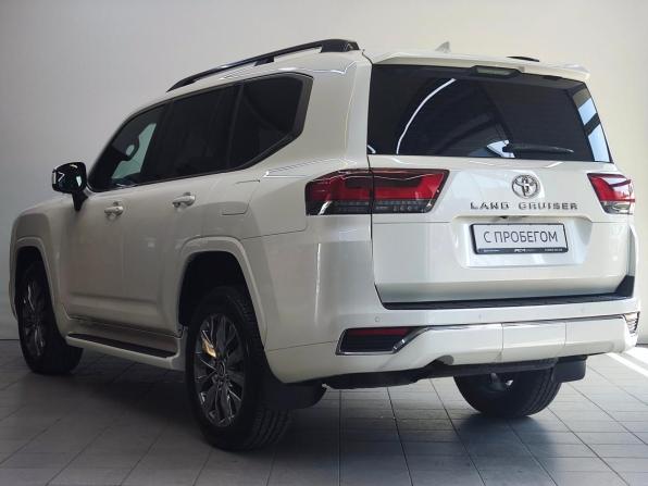 Toyota Land Cruiser 300 Series с пробегом 2022 года, цена 12 900 000 рублей, 11148 км, внедорожник, Автокод Объявления