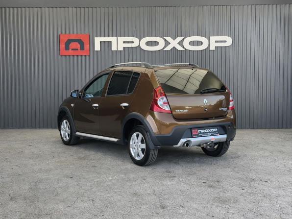 Renault Sandero I с пробегом 2013 года, цена 697 000 рублей, 137007 км, хэтчбек, Автокод Объявления