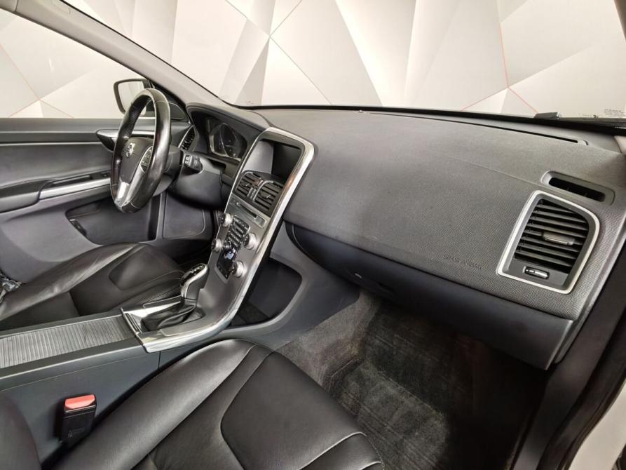 Volvo XC60 I Рестайлинг Москва  - изображение 13