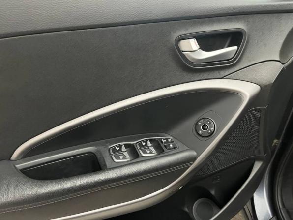 Hyundai Santa Fe III с пробегом 2012 года, цена 1 193 300 рублей, 257681 км, внедорожник, Автокод Объявления