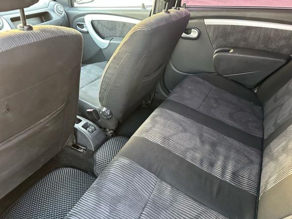 Renault Logan I Рестайлинг с пробегом 2010 года, цена 585 000 рублей, 135134 км, седан, Автокод Объявления