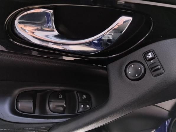 Nissan Qashqai II Рестайлинг с пробегом 2017 года, цена 1 350 000 рублей, 157732 км, внедорожник, Автокод Объявления