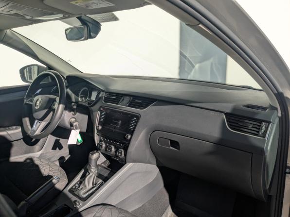 Skoda Octavia III (A7) Рестайлинг с пробегом 2020 года, цена 1 790 000 рублей, 108731 км, лифтбек, Автокод Объявления