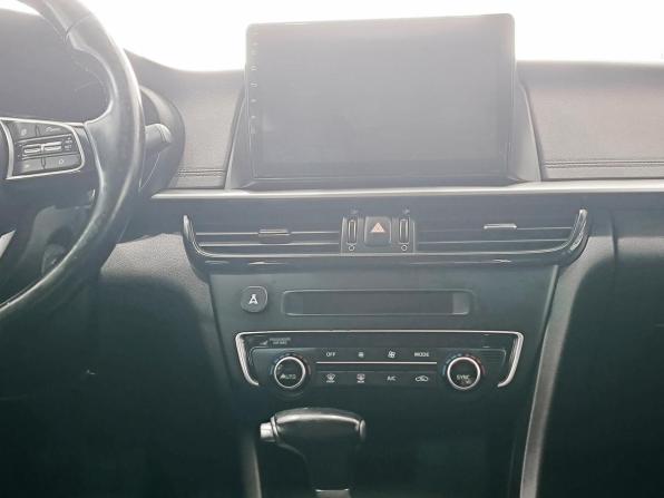 Kia Optima IV Рестайлинг с пробегом 2018 года, цена 1 550 000 рублей, 200942 км, седан, Автокод Объявления
