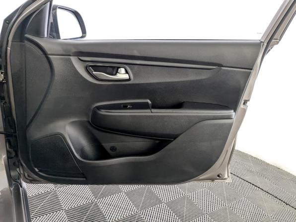 Kia Rio IV Рестайлинг с пробегом 2022 года, цена 1 899 000 рублей, 63475 км, хэтчбек, Автокод Объявления