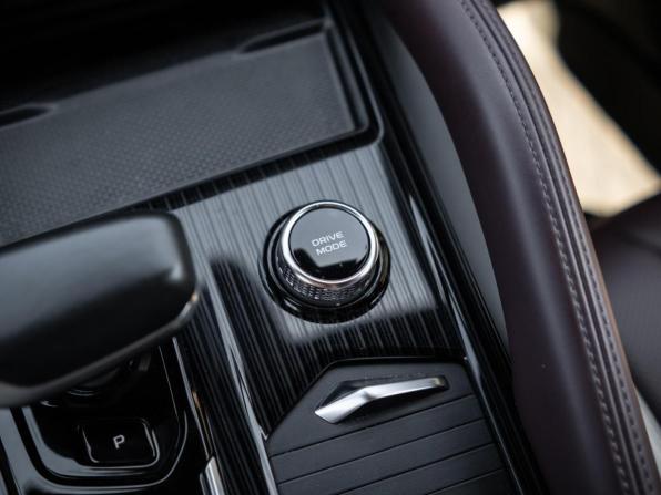 Geely Monjaro I с пробегом 2024 года, цена 3 449 000 рублей, 36708 км, внедорожник, Автокод Объявления