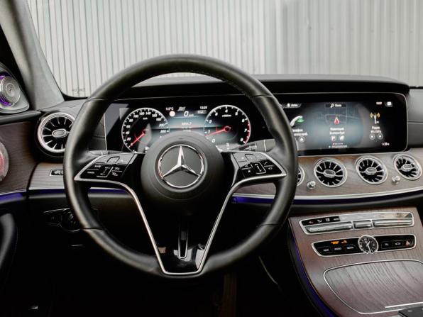 Mercedes-Benz E-Класс V (W213 S213 C238) с пробегом 2020 года, цена 4 150 000 рублей, 48855 км, седан, Автокод Объявления