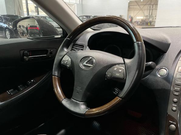 Lexus ES V Рестайлинг с пробегом 2011 года, цена 1 294 000 рублей, 286612 км, седан, Автокод Объявления