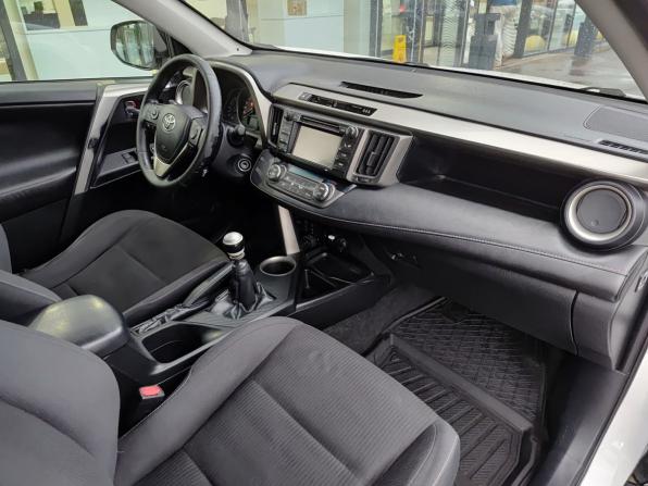 Toyota RAV4 IV (XA40) с пробегом 2013 года, цена 1 699 000 рублей, 208430 км, внедорожник, Автокод Объявления
