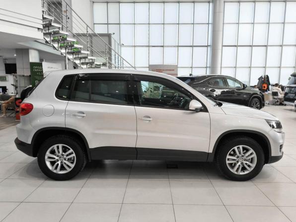Volkswagen Tiguan I Рестайлинг с пробегом 2013 года, цена 1 650 000 рублей, 141277 км, внедорожник, Автокод Объявления