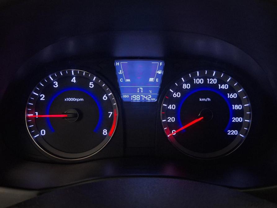 Hyundai Solaris I Псков  - изображение 10