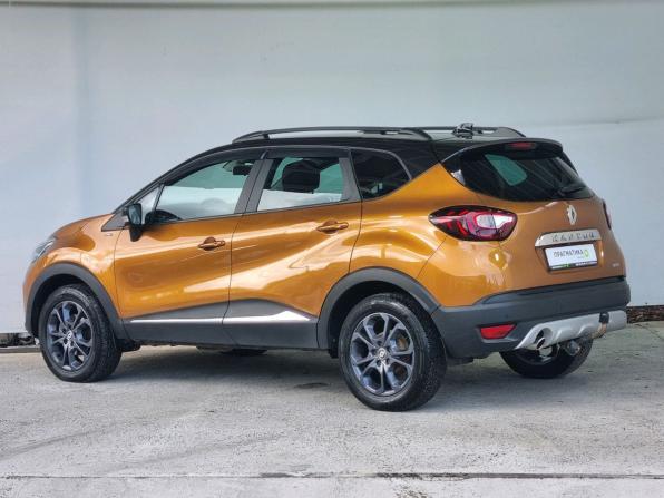 Renault Kaptur I Рестайлинг с пробегом 2021 года, цена 1 900 000 рублей, 43111 км, внедорожник, Автокод Объявления