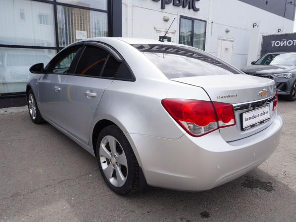 Chevrolet Cruze I с пробегом 2010 года, цена 615 000 рублей, 215836 км, седан, Автокод Объявления