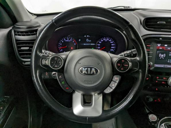 Kia Soul II Рестайлинг с пробегом 2017 года, цена 1 740 000 рублей, 95500 км, хэтчбек, Автокод Объявления