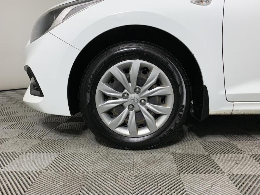 Hyundai Solaris II Москва  - изображение 9