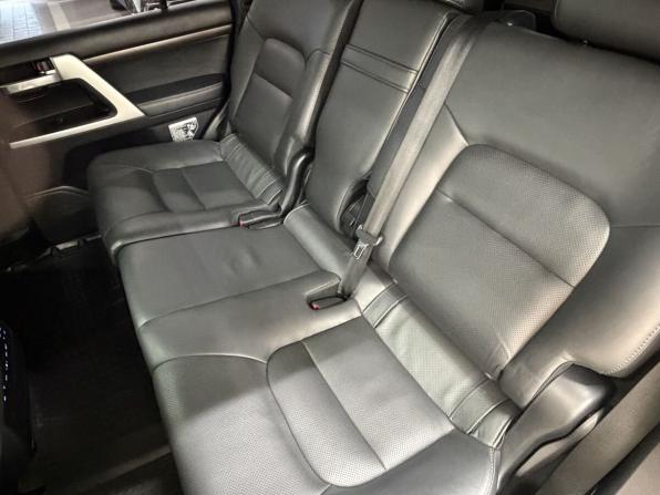 Toyota Land Cruiser 200 Series Рестайлинг 2 с пробегом 2018 года, цена 6 780 000 рублей, 219281 км, внедорожник, Автокод Объявления