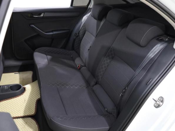 Skoda Rapid II с пробегом 2022 года, цена 1 820 000 рублей, 67608 км, лифтбек, Автокод Объявления