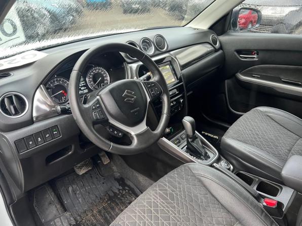 Suzuki Vitara II с пробегом 2019 года, цена 2 199 000 рублей, 60000 км, внедорожник, Автокод Объявления