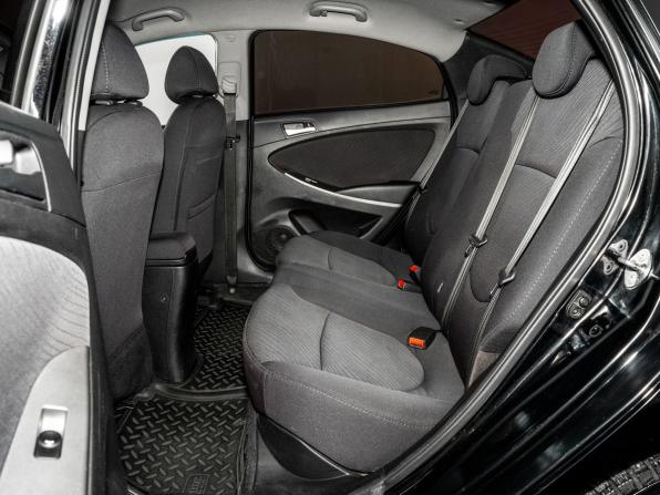 Hyundai Solaris I Рестайлинг с пробегом 2015 года, цена 949 500 рублей, 140116 км, седан, Автокод Объявления