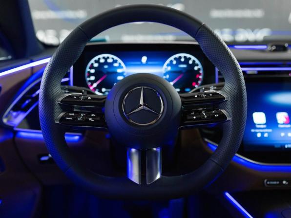 Новый Mercedes-Benz E-Класс VI (W214 S214) 2026 года, цена 10 040 000 рублей, седан, Автокод Объявления