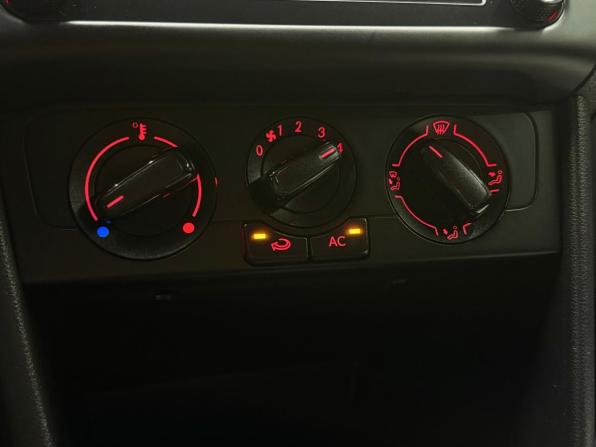 Volkswagen Polo V с пробегом 2011 года, цена 740 000 рублей, 157964 км, седан, Автокод Объявления