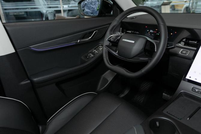 Новый Jaecoo J6 2026 года, цена 2 549 000 рублей, внедорожник, Автокод Объявления