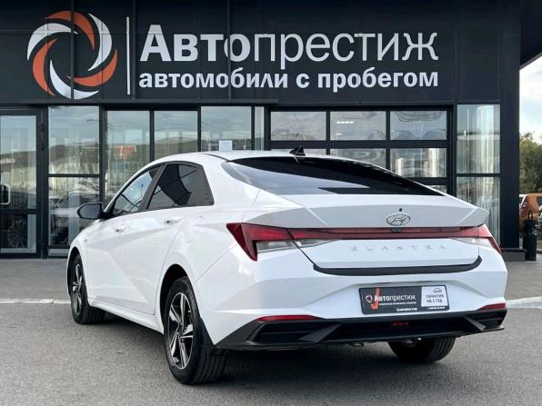 Hyundai Elantra VII (CN7) с пробегом 2021 года, цена 1 597 000 рублей, 160405 км, седан, Автокод Объявления