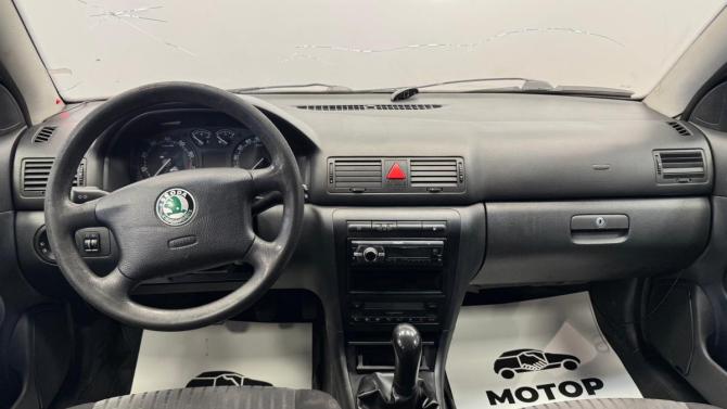 Skoda Octavia I (A4) Рестайлинг с пробегом 2002 года, цена 180 000 рублей, 270000 км, лифтбек, Автокод Объявления
