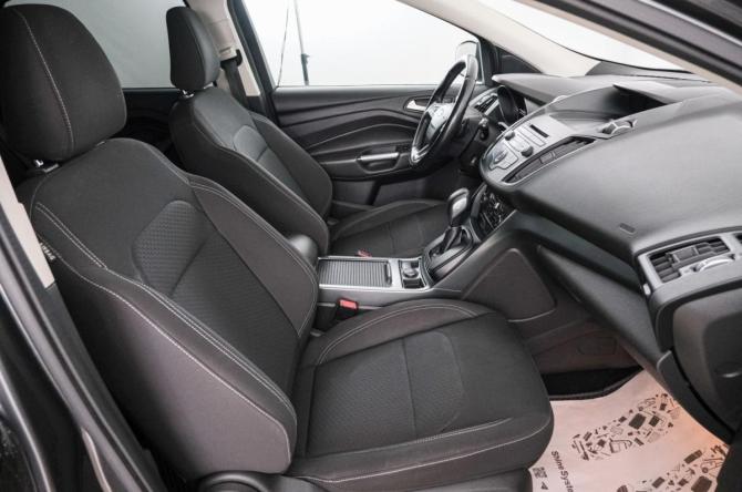Ford Kuga II Рестайлинг с пробегом 2017 года, цена 1 649 000 рублей, 304694 км, внедорожник, Автокод Объявления