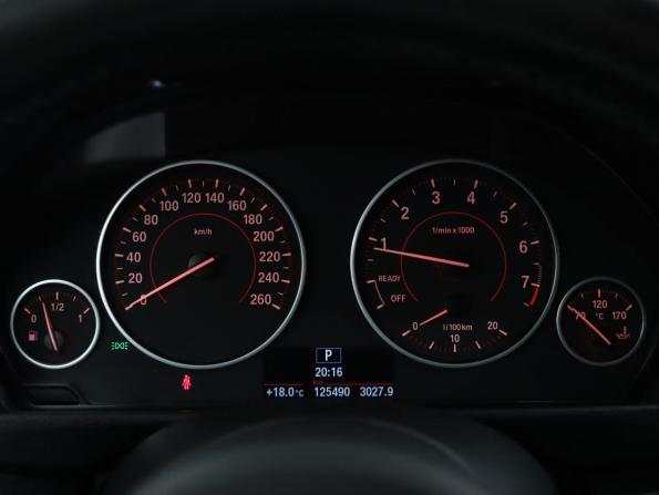 BMW 3 серии VI (F3x) Рестайлинг с пробегом 2017 года, цена 2 600 000 рублей, 125489 км, седан, Автокод Объявления