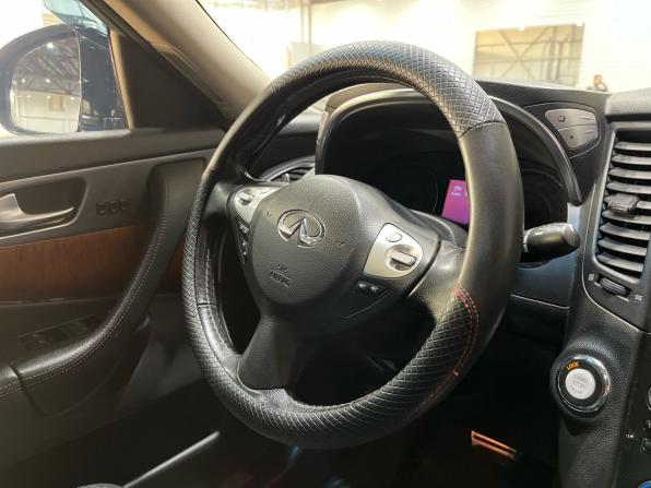 Infiniti QX70 с пробегом 2016 года, цена 2 200 000 рублей, 145000 км, внедорожник, Автокод Объявления