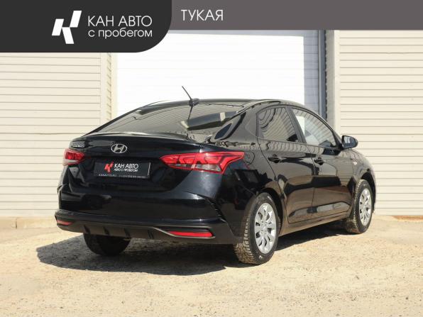 Hyundai Solaris II Рестайлинг с пробегом 2021 года, цена 1 377 000 рублей, 159222 км, седан, Автокод Объявления