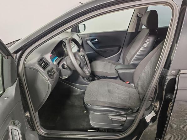Volkswagen Polo V с пробегом 2012 года, цена 629 000 рублей, 130601 км, седан, Автокод Объявления